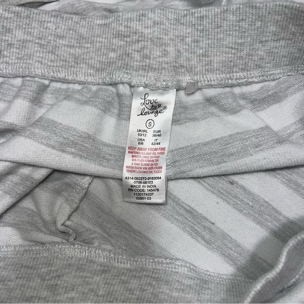 Friends Tv Show Pajama Shorts 2/$25 - Picture 5 of 7